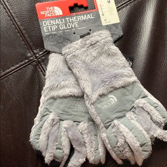 The North Face Accessories - North’s Face Thermal Gloves